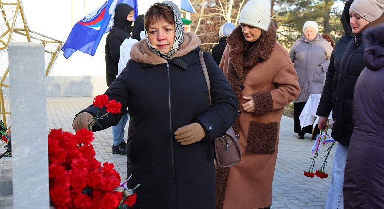 Подвиг героев в сердцах поколений